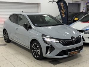 Renault CLIO V TECHNO