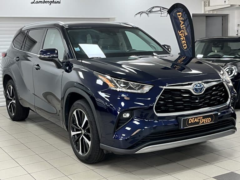 TOYOTA HIGHLANDER 2.5 HYBRID LOUNGE